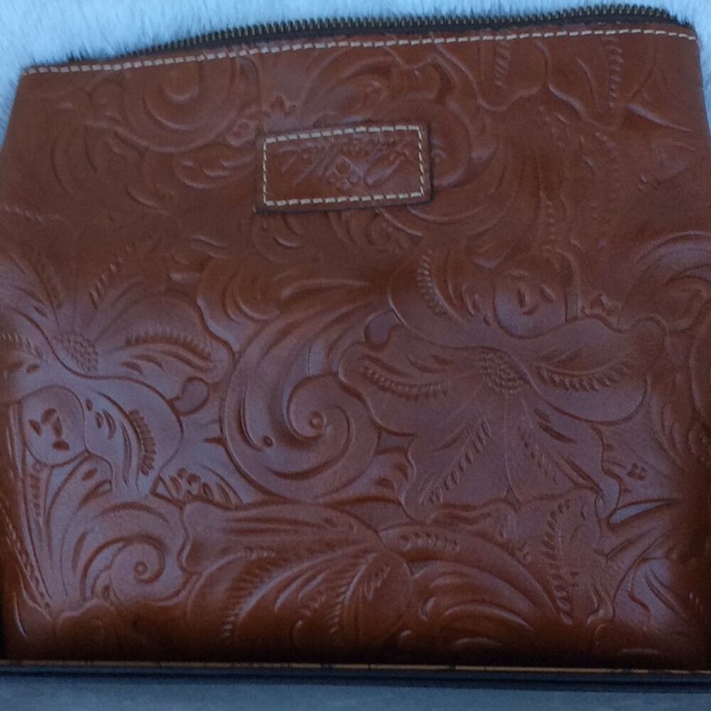 Patricia Nash Leather Wristlet Handbag NWT - Picture 11 of 16